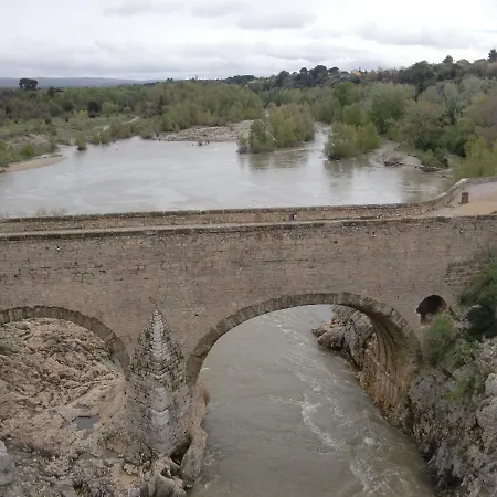 De La Tour Saint-Guilhem-le-Desert